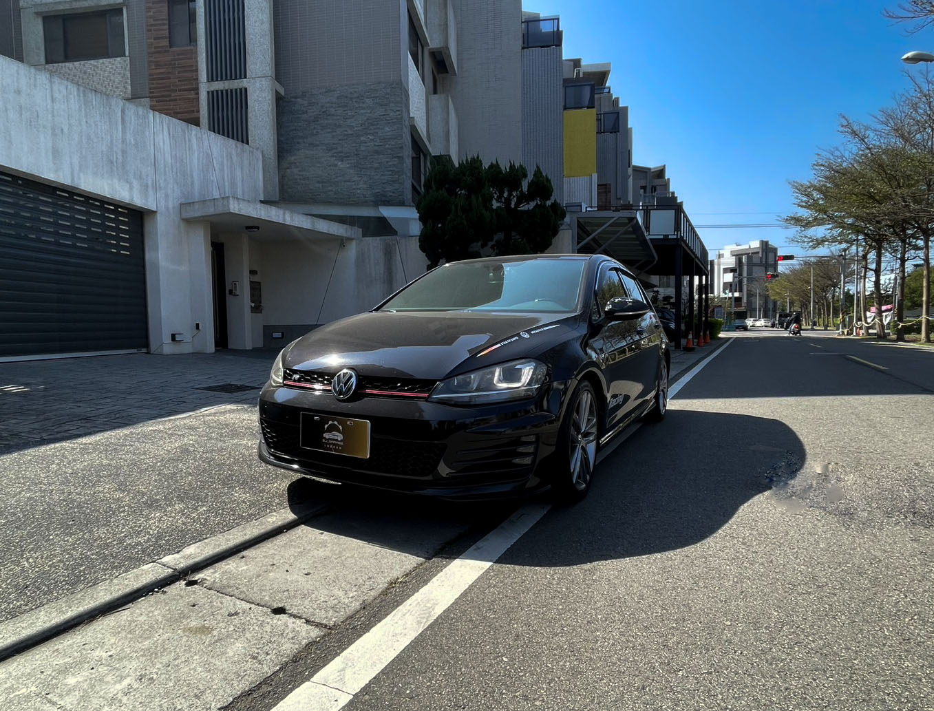 Volkswagen GOLF 280TSI